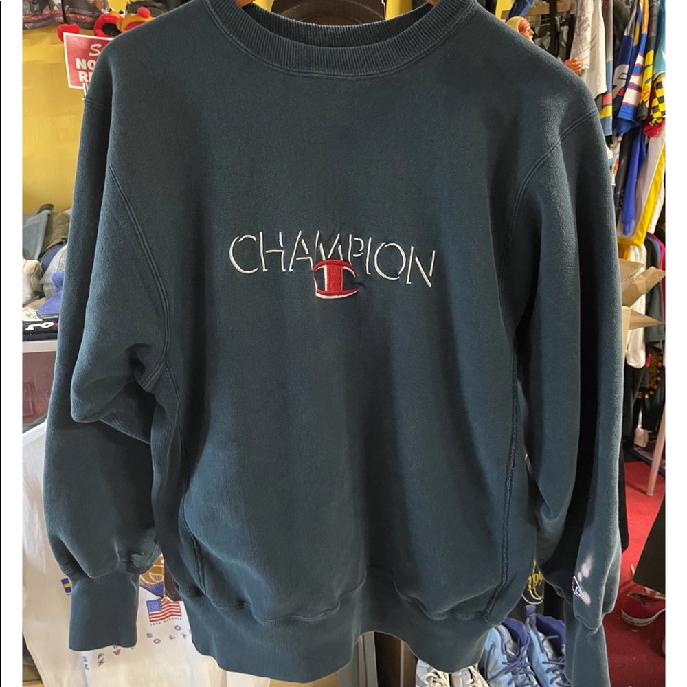 90’s Vintage “CHAMPION Reverse Weave” Embroidered Logo Sweatshirt